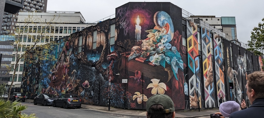 Photo of Banksy art near Spitalfields in London (taken by EIL 2013 alumnus Kyle Leinart).
